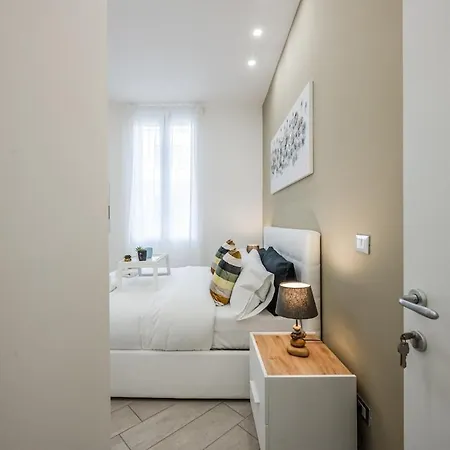 Apartament Train Station Deluxe 3 Bath
